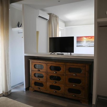 Interno 11 City View With Kitchen - 70 Mq 巴里 外观 照片