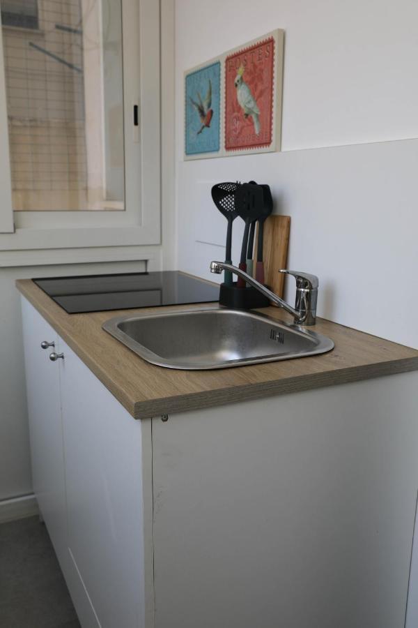 Interno 11 City View With Kitchen - 70 Mq 巴里 外观 照片